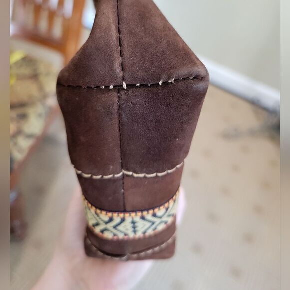 Antigua handmade leather full zip pouch - Picture 4 of 7